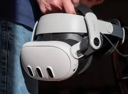 VR очила Meta Quest 3